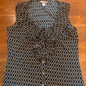 Banana Republic-Black & White Sleeveless Blouse-Sm